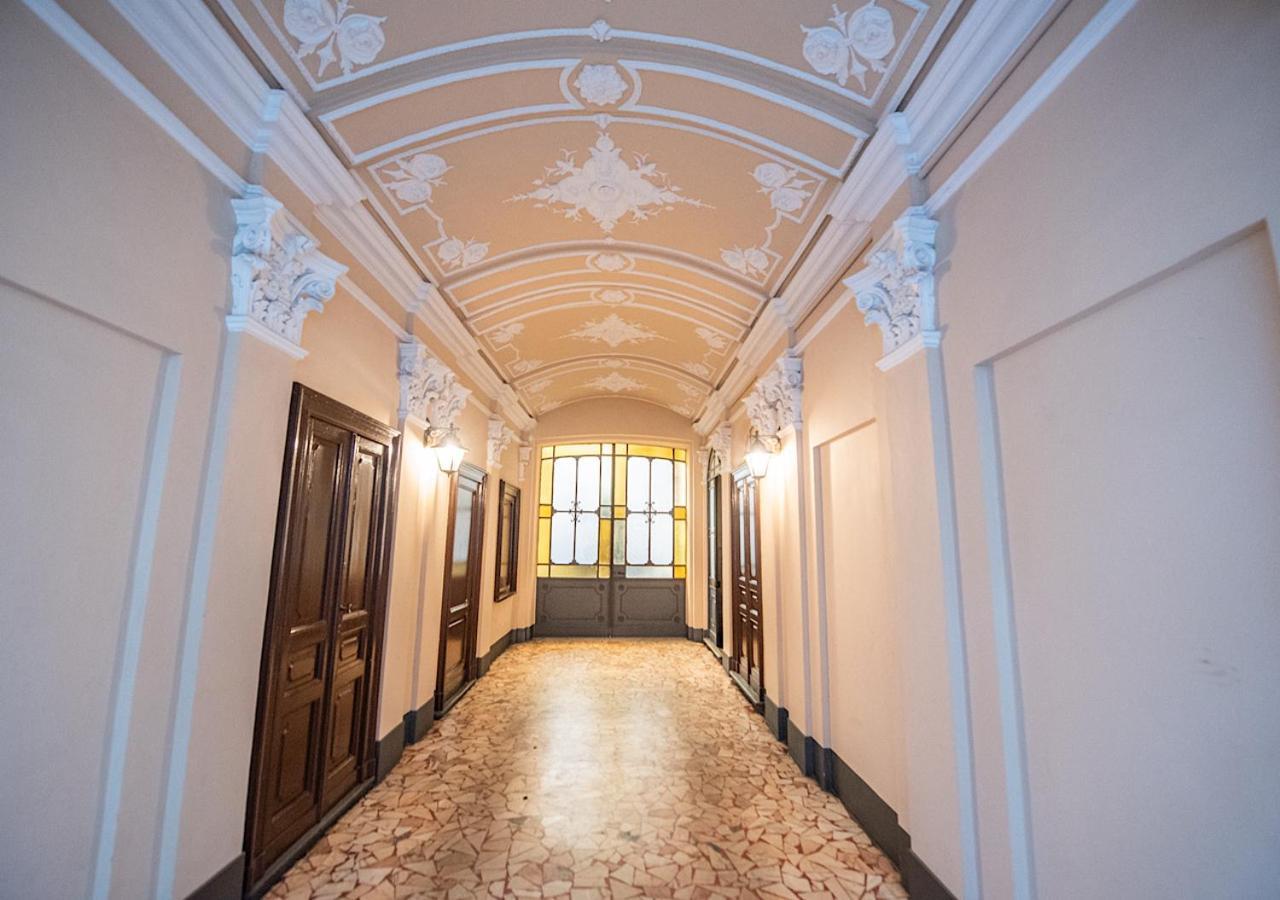 Porta Nuova Suite Comodita In Centro A Torino Exterior foto
